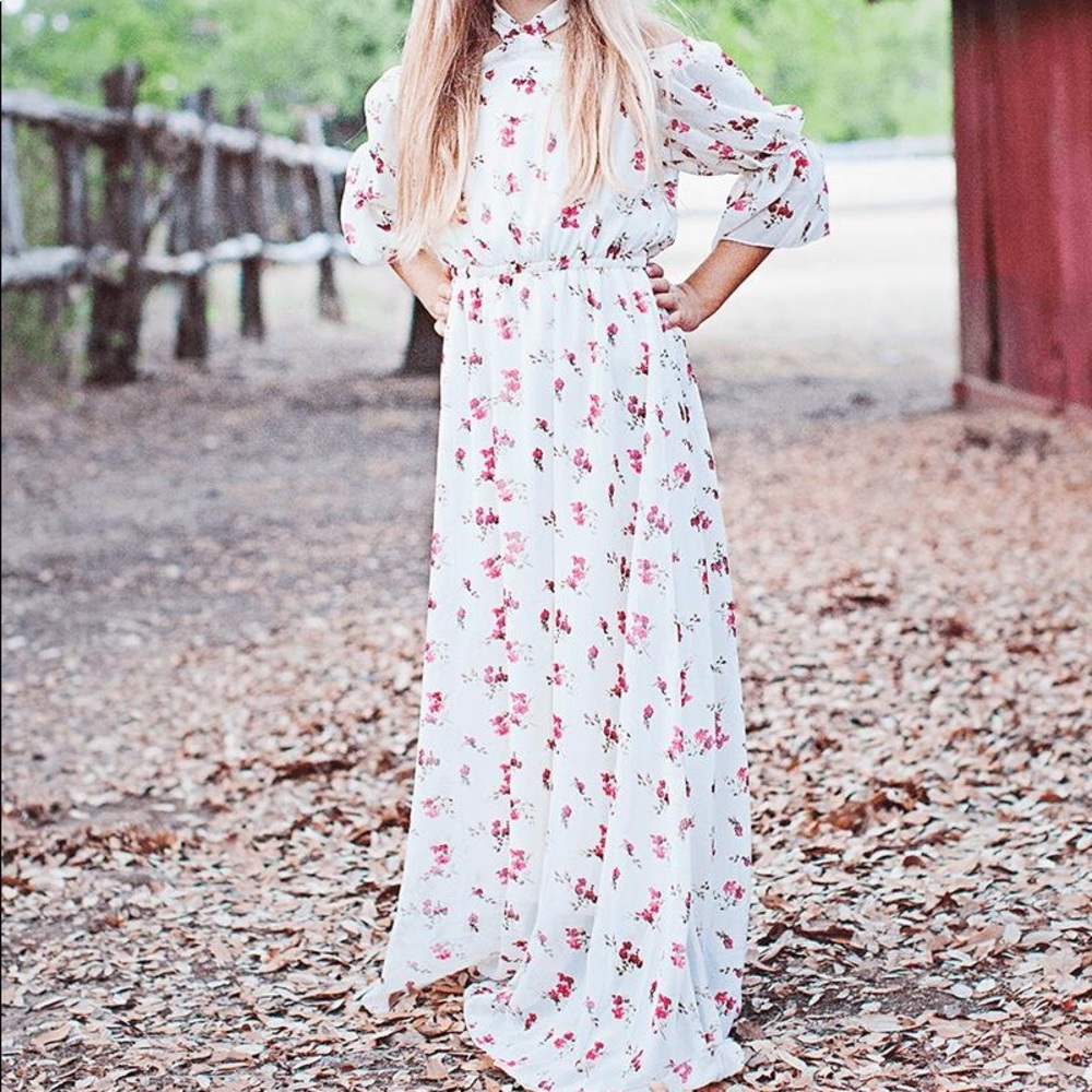 Floral Halter Top Maxi Dress
